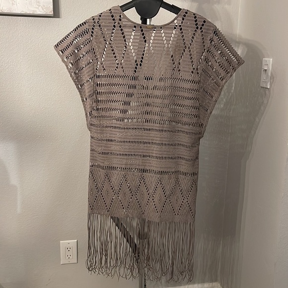 ✴️ CLOSET CLEAR OUT ✴️ Beach Bunny Desert Dreamer Tunic - Picture 5 of 5